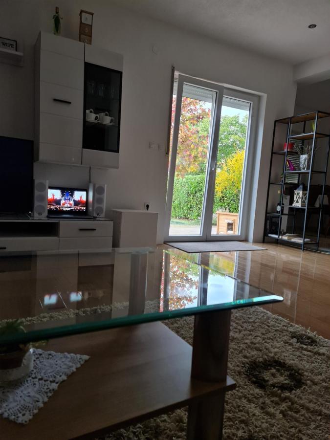 Apartman Corluka Grude Exterior foto